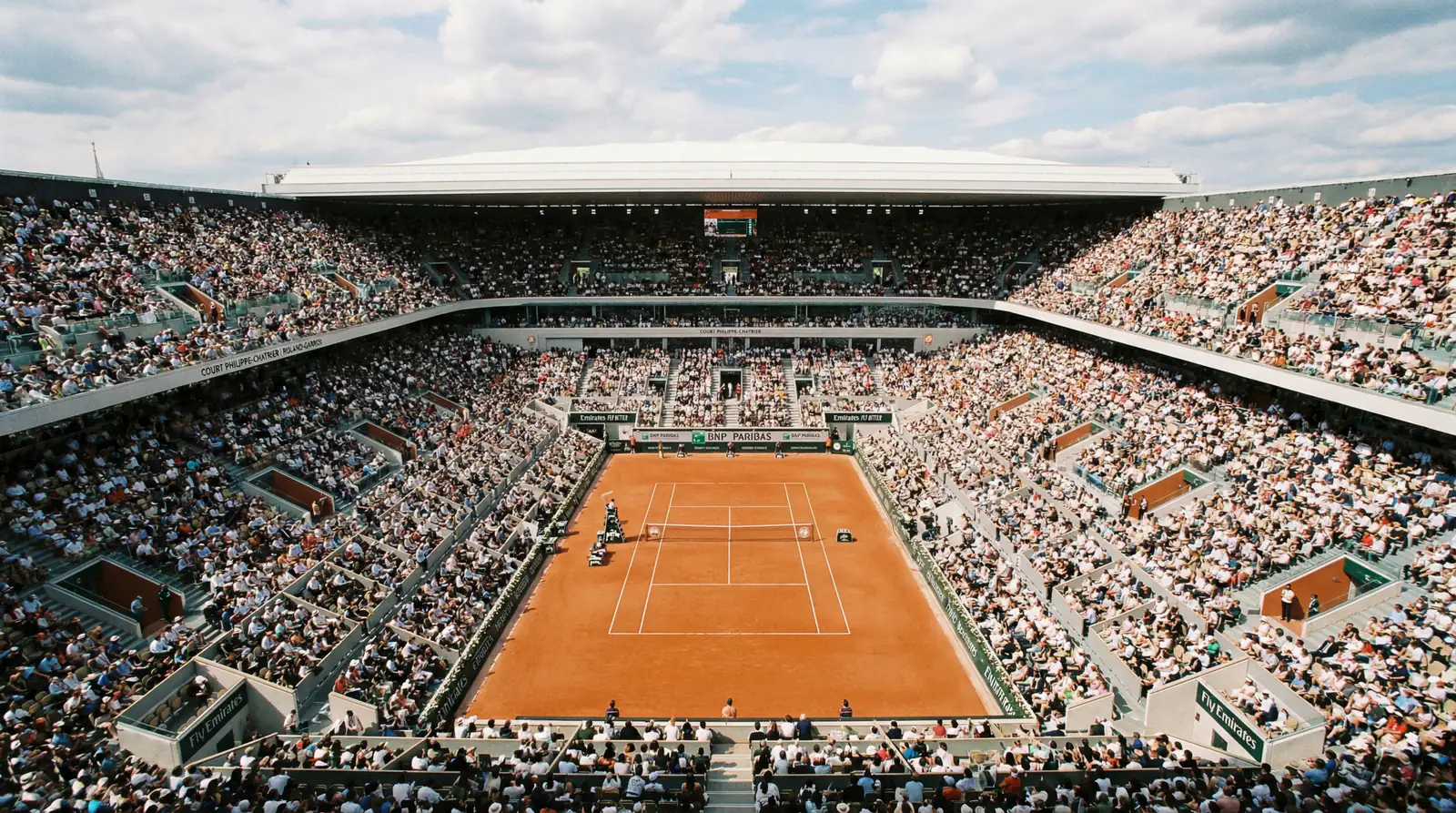 Parier sur Roland-Garros : guide et stratégies terre battue
